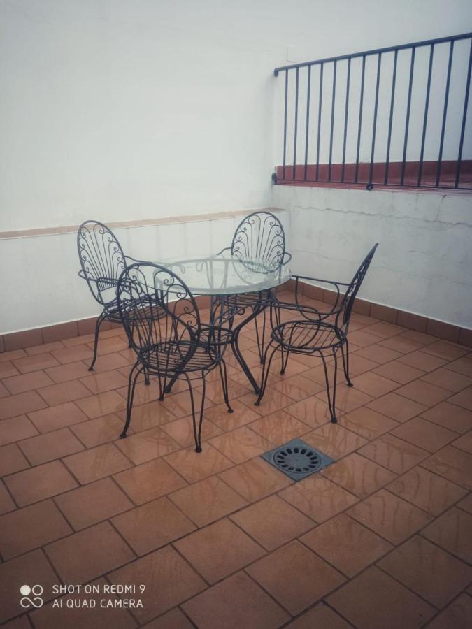 Comodo Adosado En San Bartolome San Bartolomé de la Torre Εξωτερικό φωτογραφία